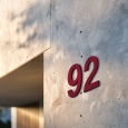 Huisnummer ''b'' Rood thumbnail